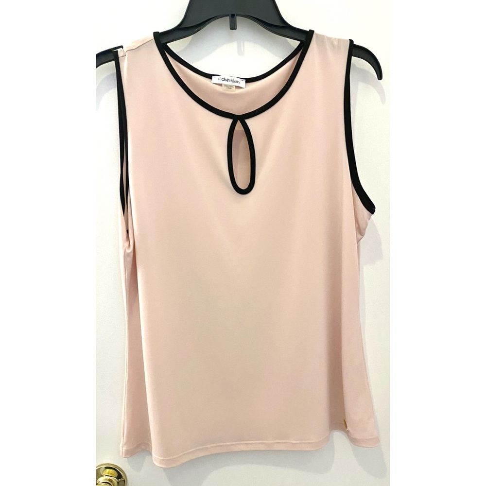💌 Calvin Klein Blouse